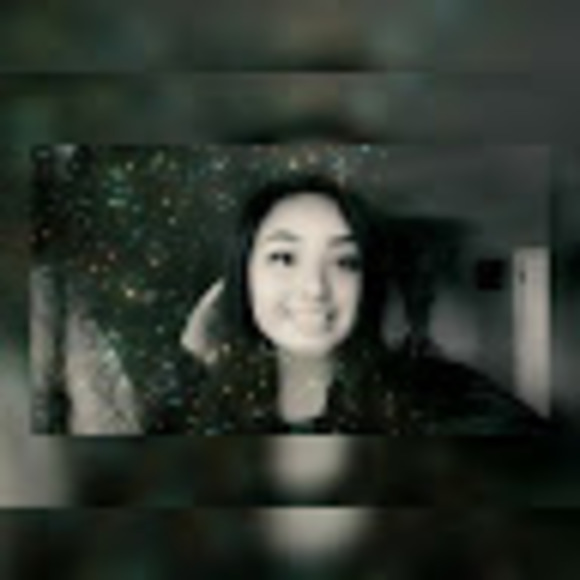 Meet your Posher, Vanessa - Picture 1 of 1